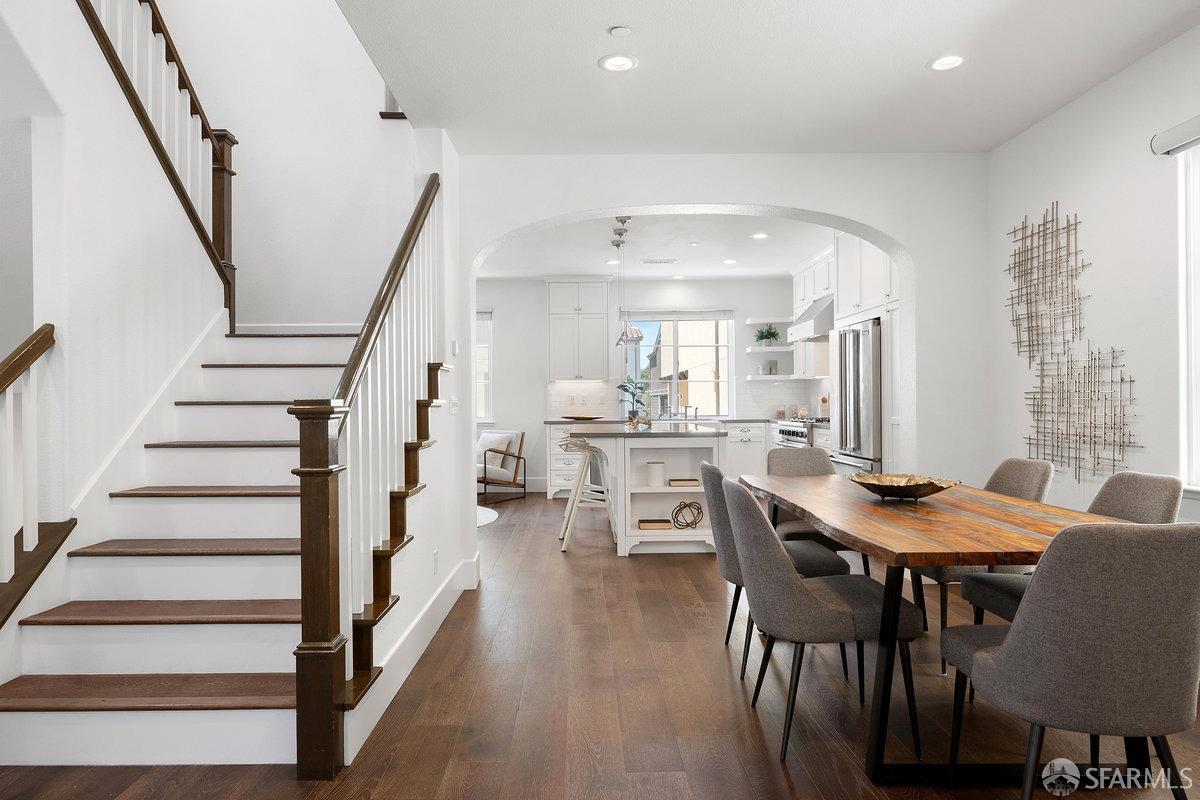 43113 Calle Sagrada