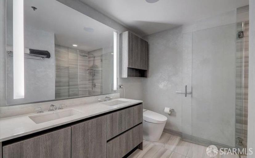 201 Folsom Street # 32E