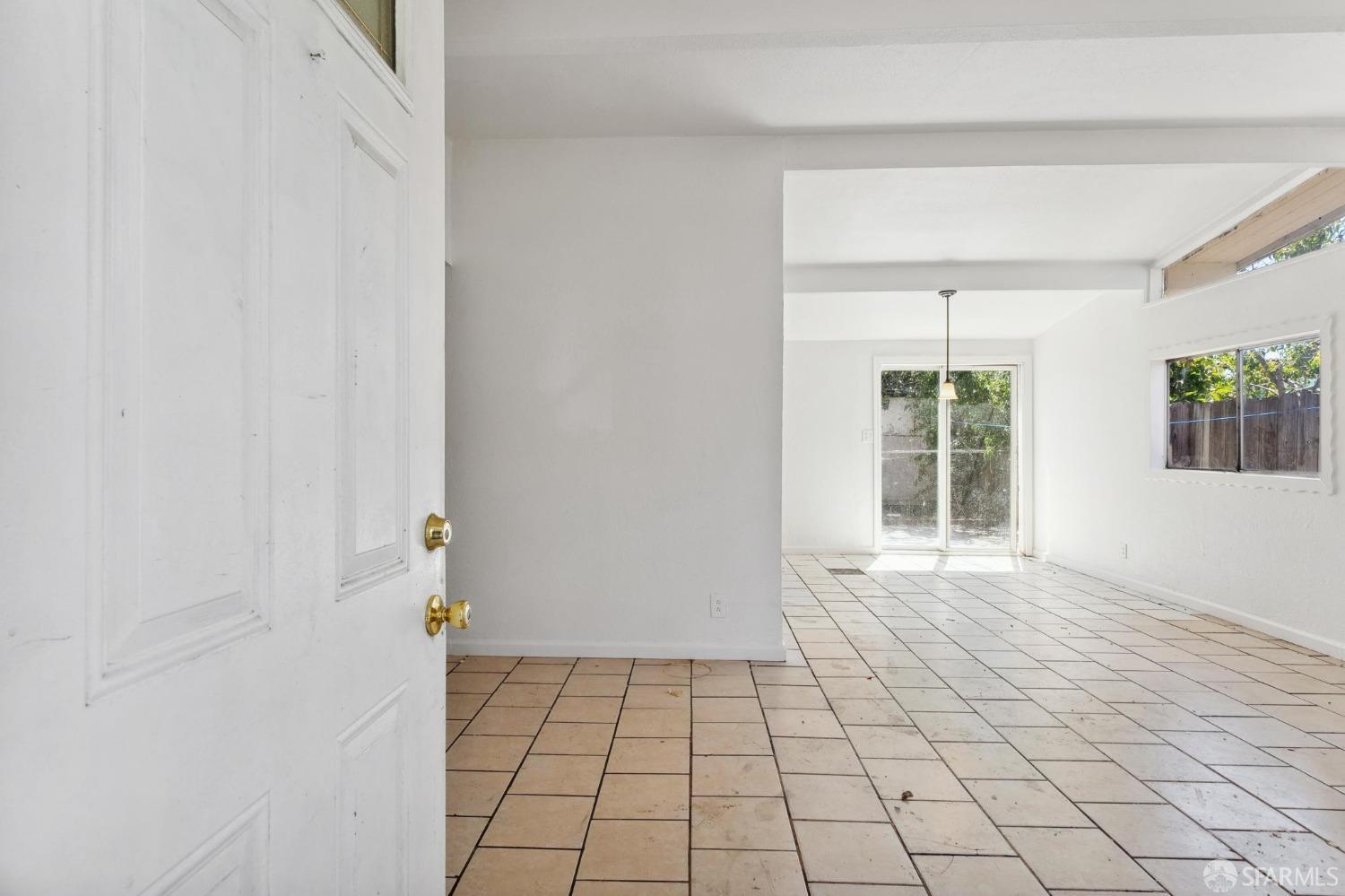 1383 Cliffwood Drive