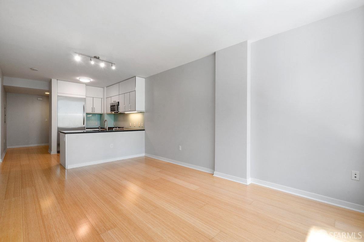 333 Main Street # 4M