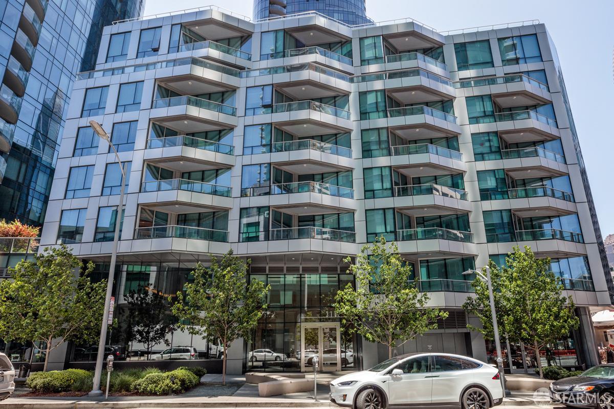 318 Main Street # 4E
