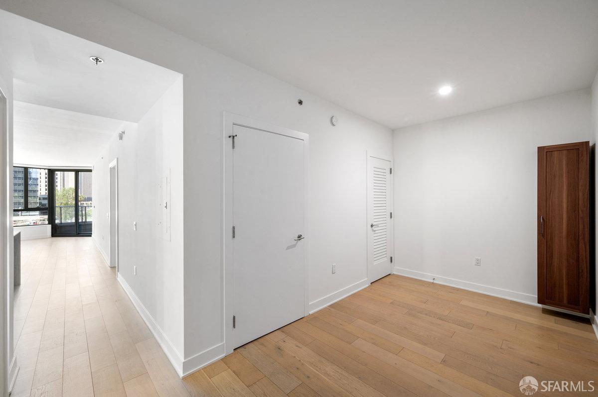318 Main Street # 4E