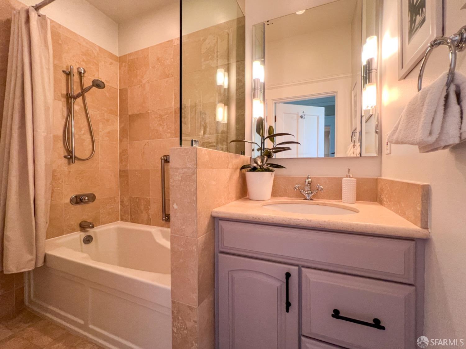 1700 Jones Street # 4