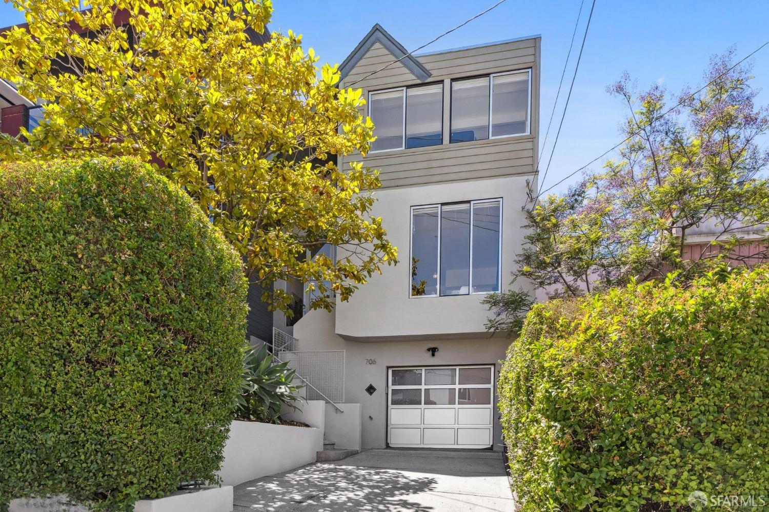 706 De Haro Street