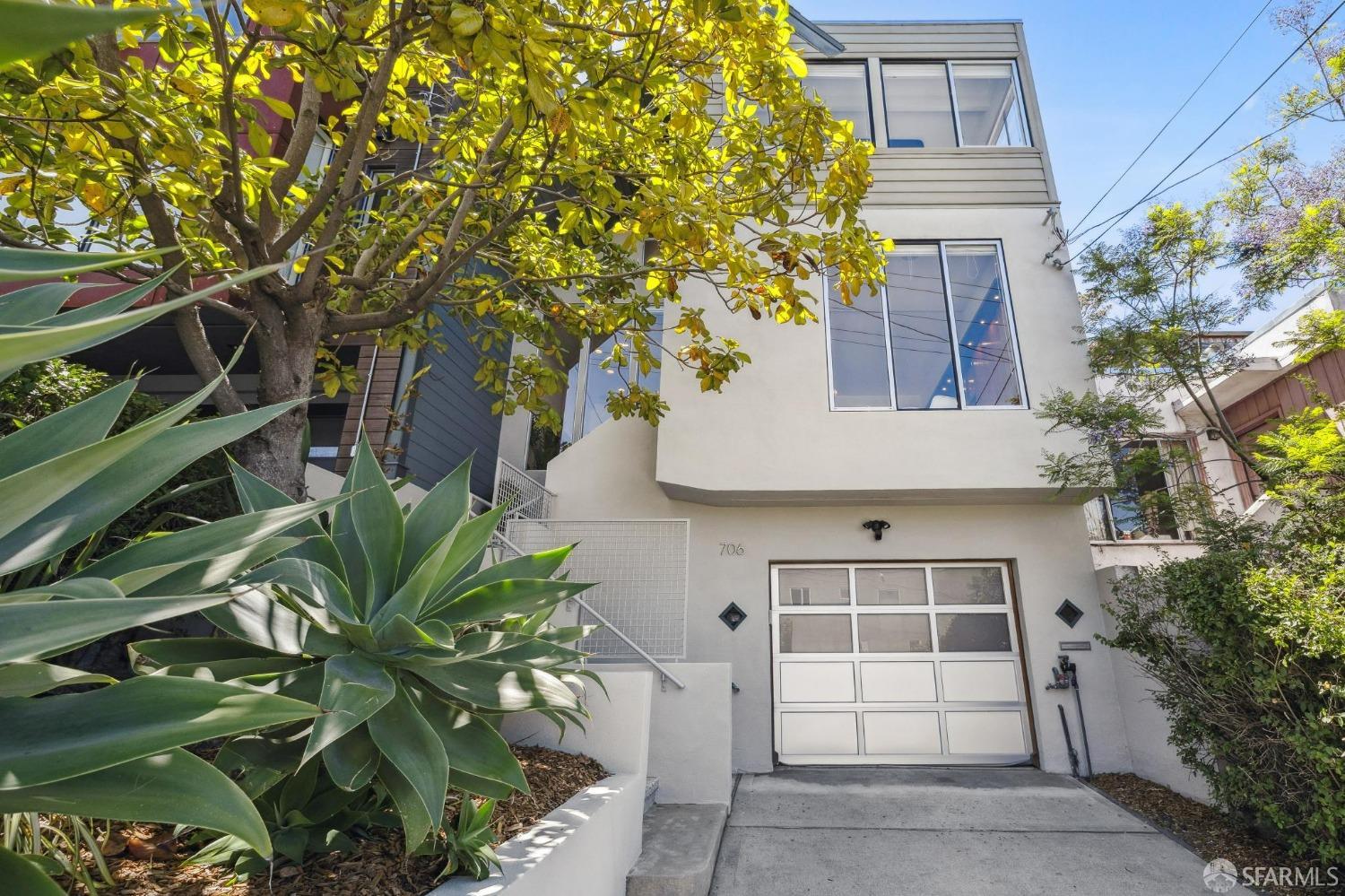 706 De Haro Street