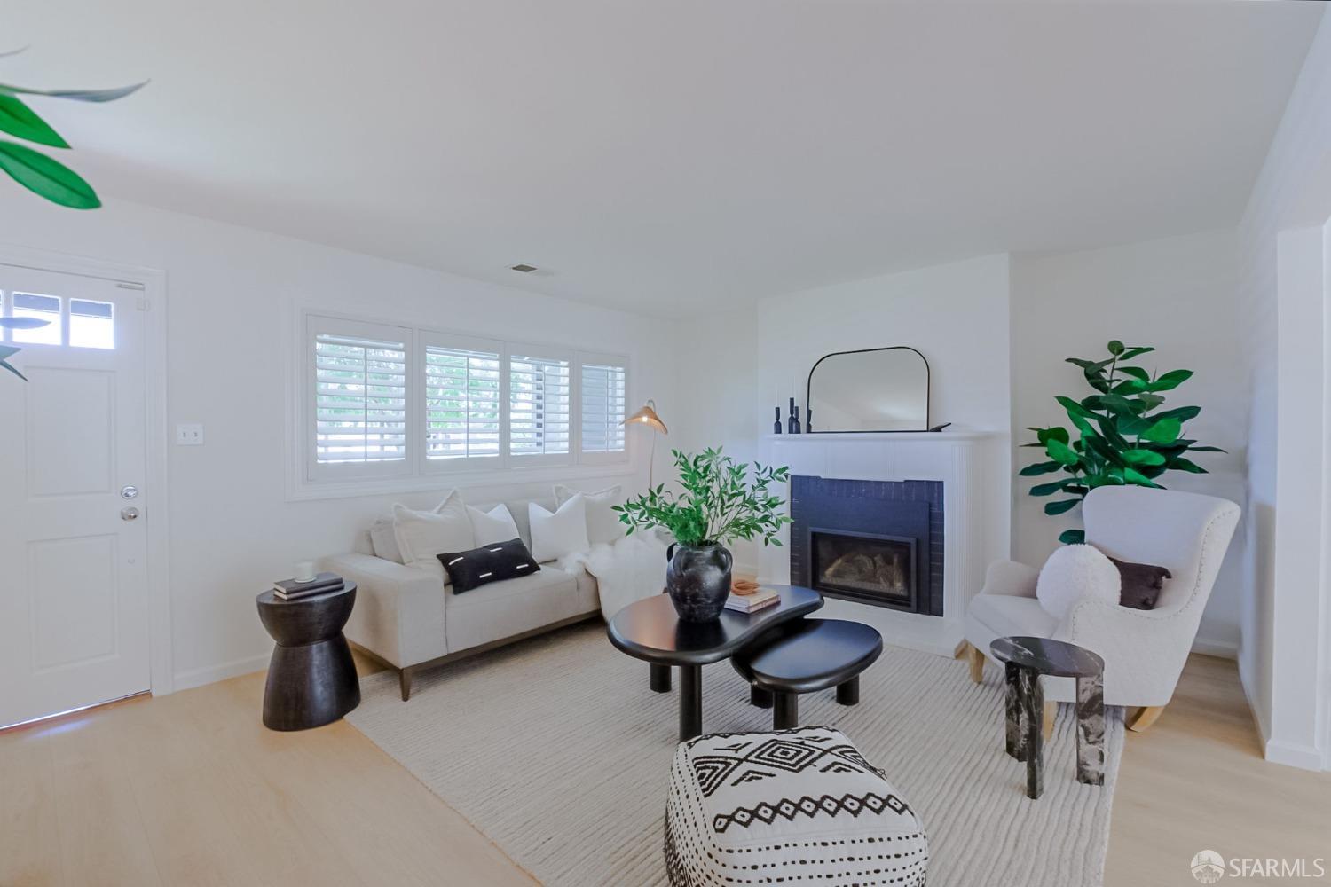 532 Rand Street