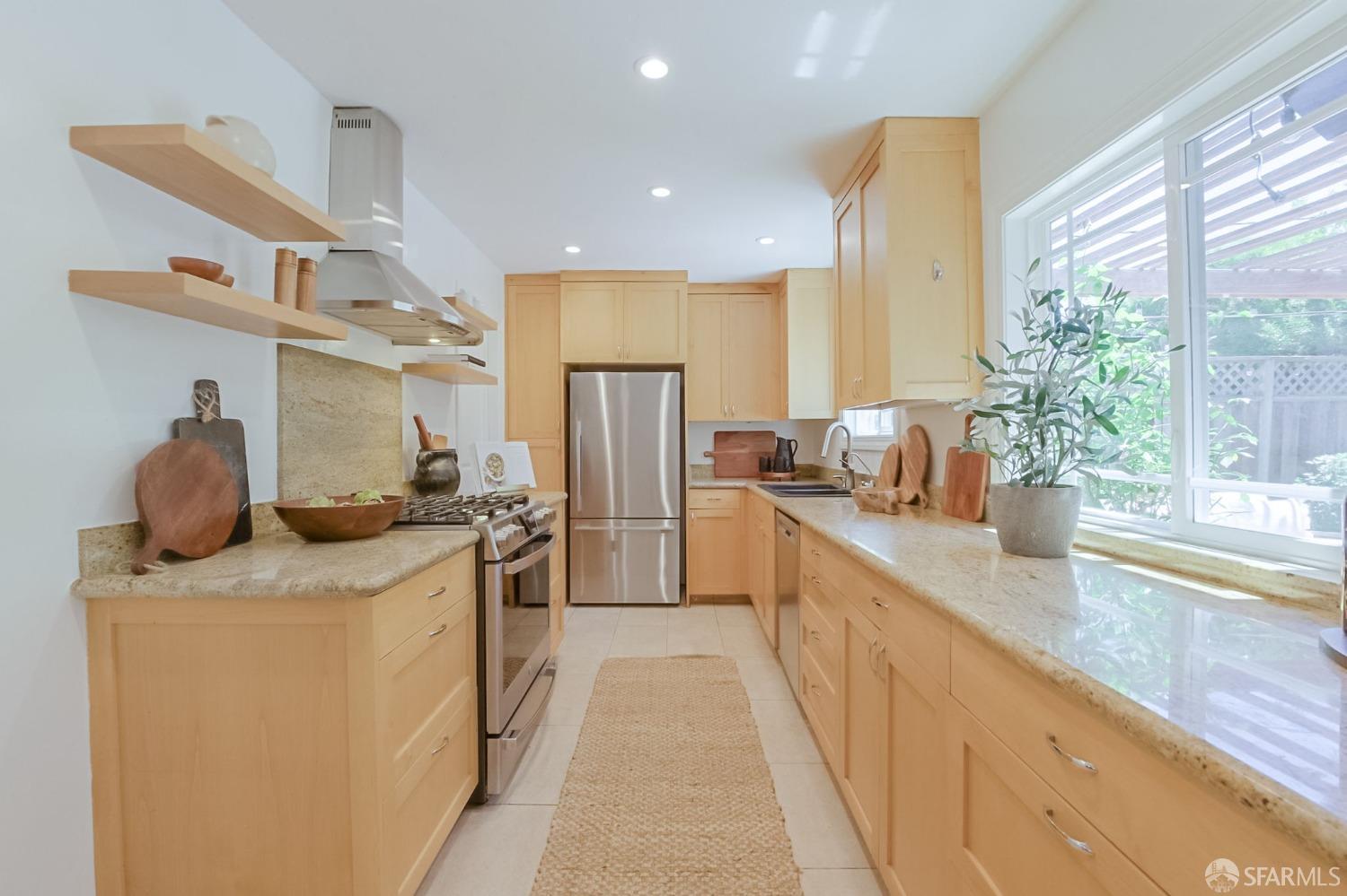 532 Rand Street