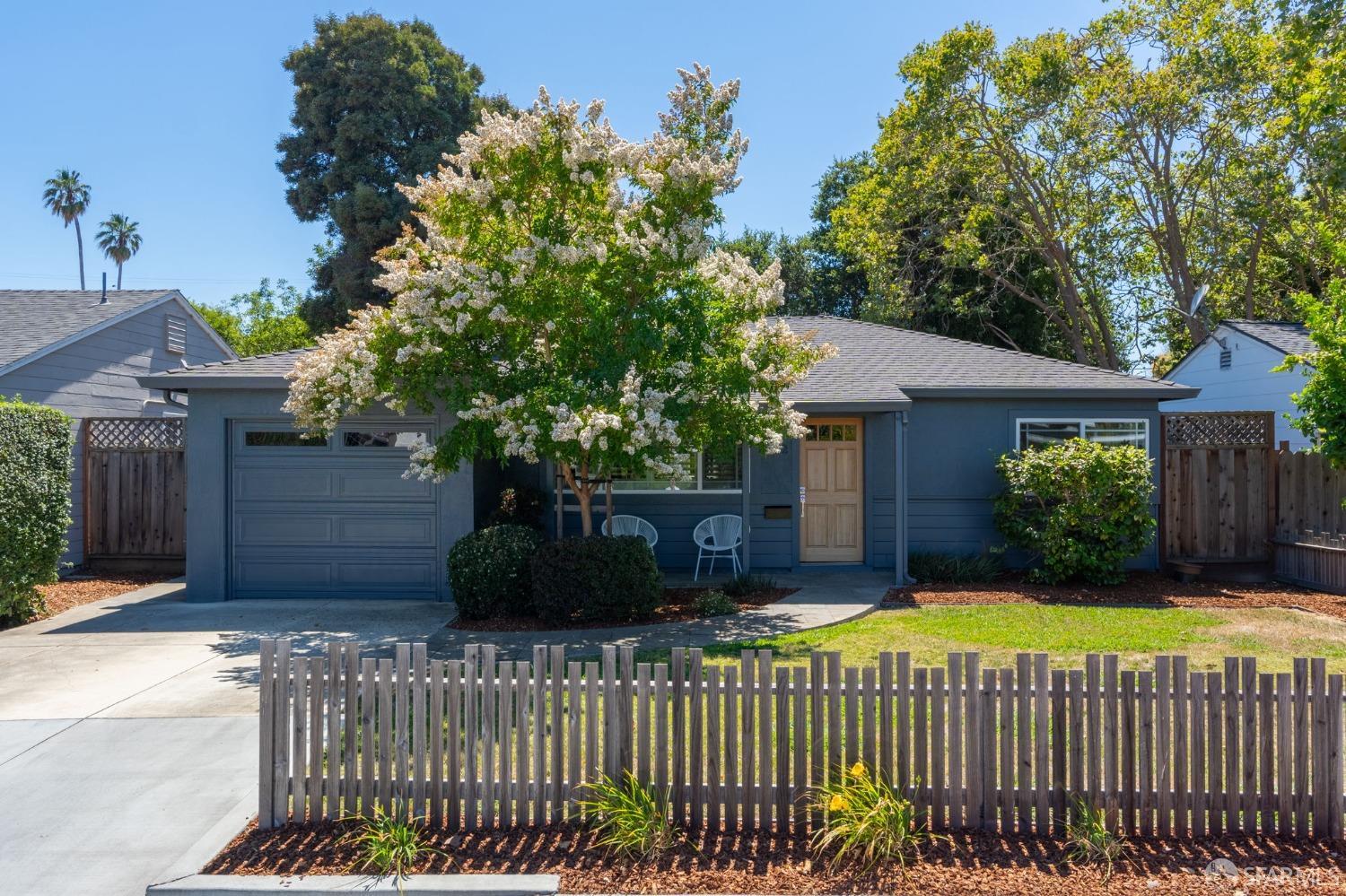 532 Rand Street