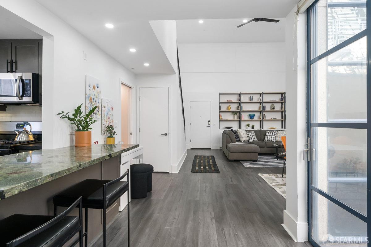 920 Harrison Street # 6