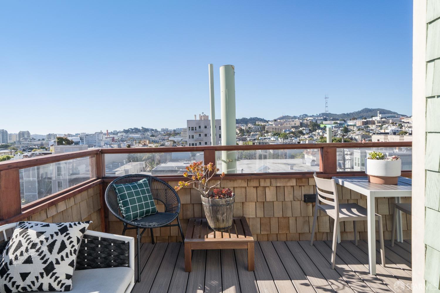 2010 Broderick Street # 4