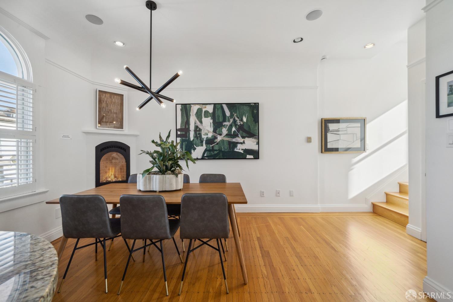 2010 Broderick Street # 4