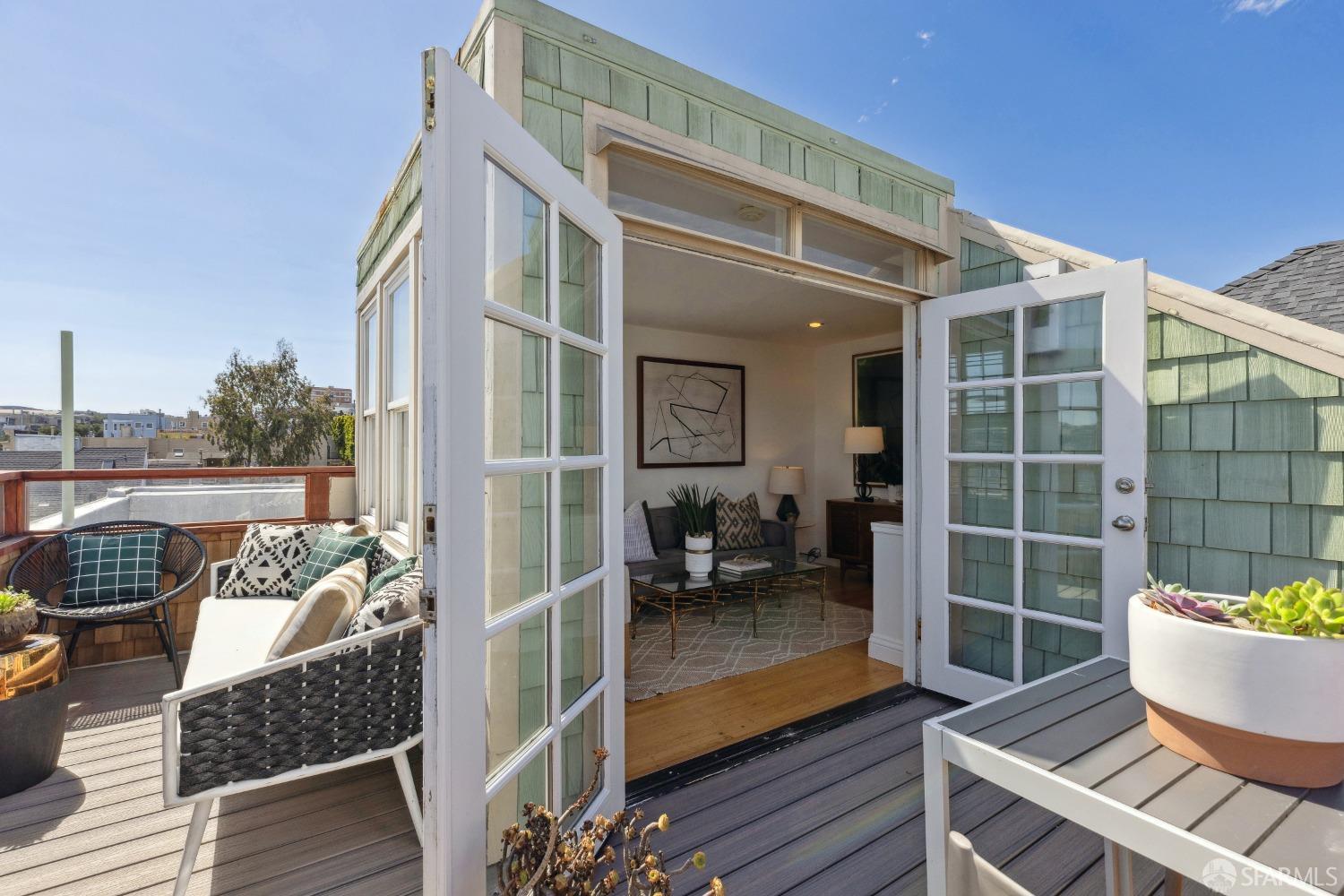 2010 Broderick Street # 4