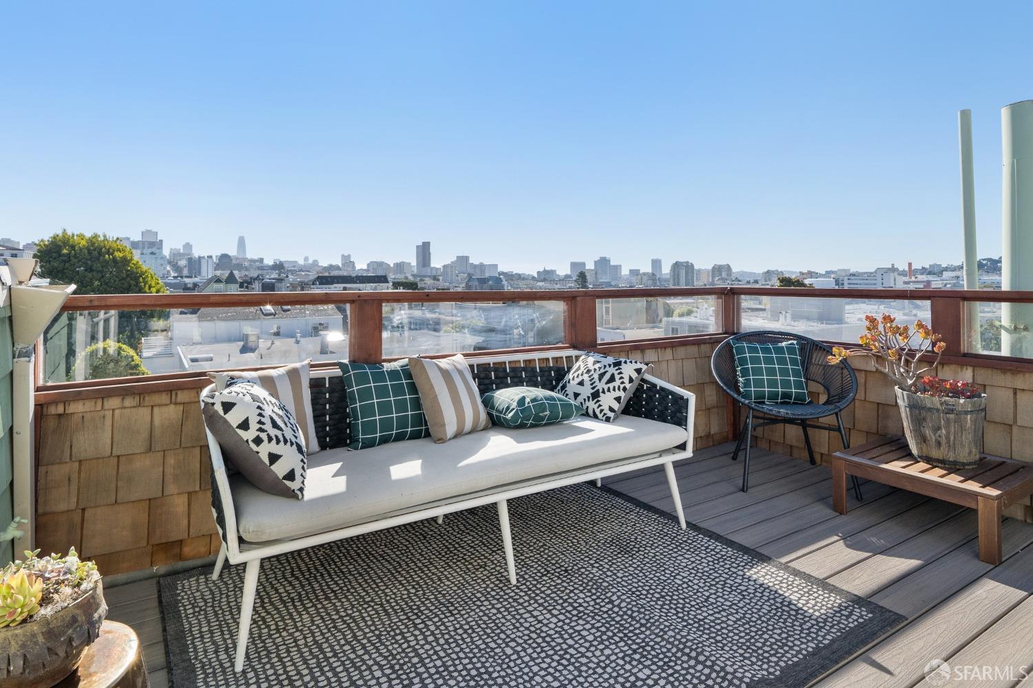 2010 Broderick Street # 4