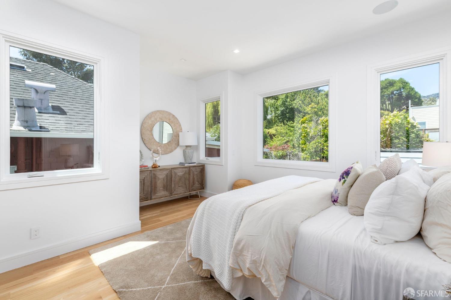 1016 Diamond Street # 1016
