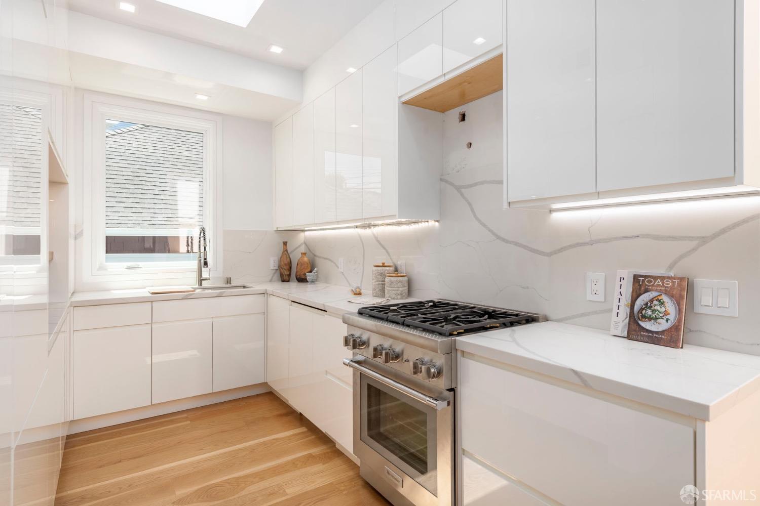 1016 Diamond Street # 1016