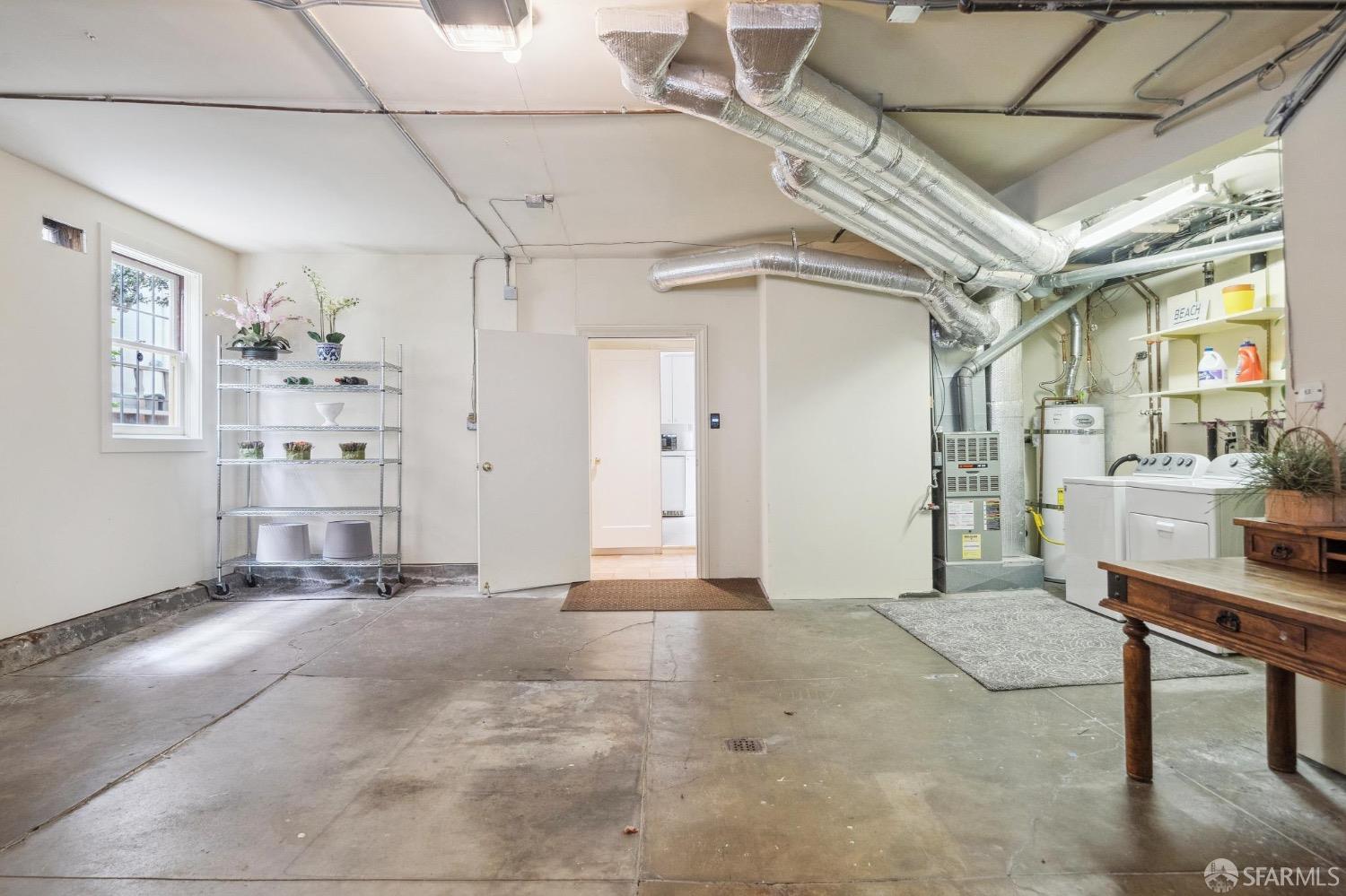 3715 Broderick Street