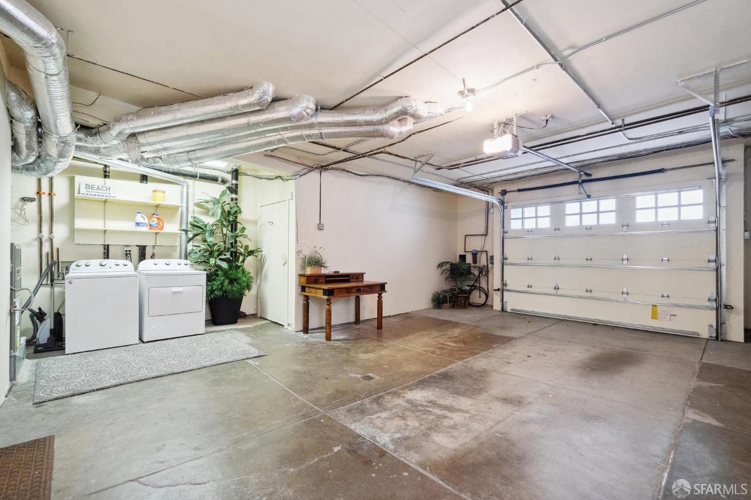 3715 Broderick Street