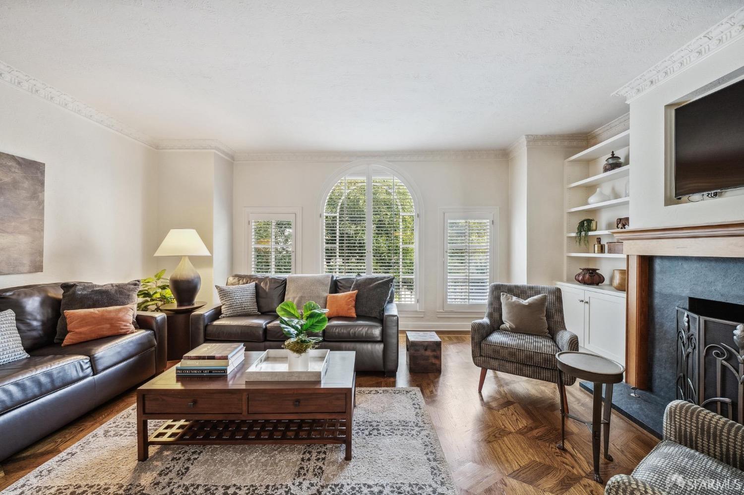 3715 Broderick Street