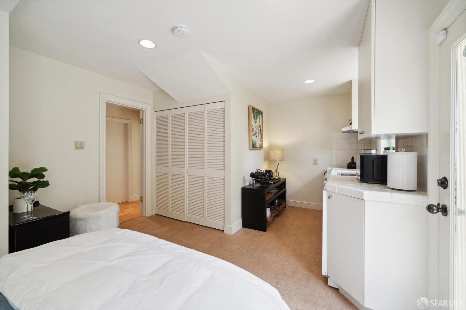 3715 Broderick Street