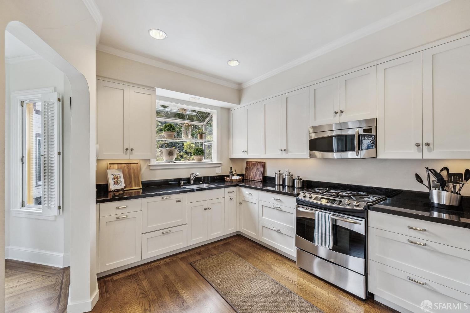 3715 Broderick Street