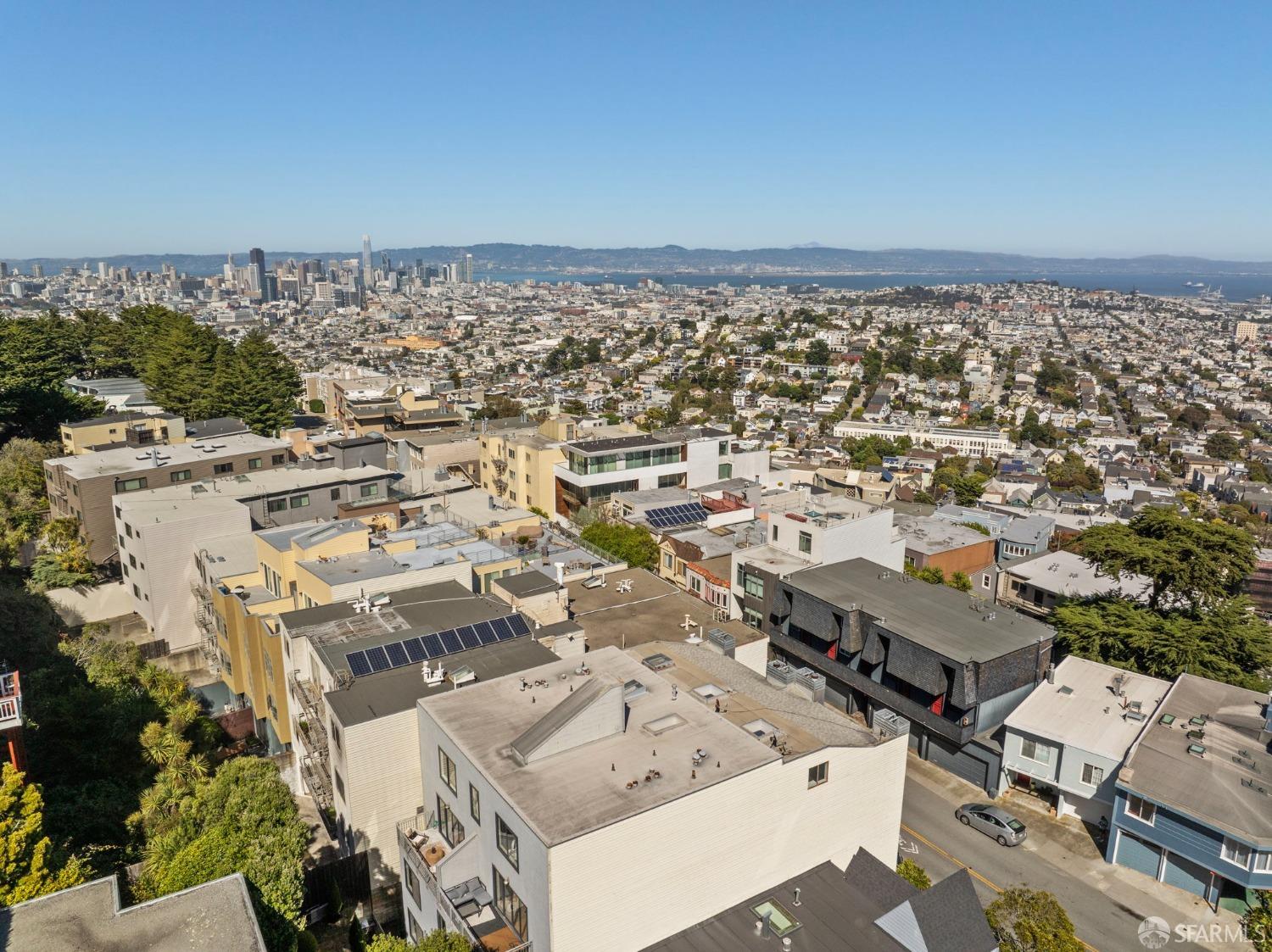 880 Corbett Avenue # 3