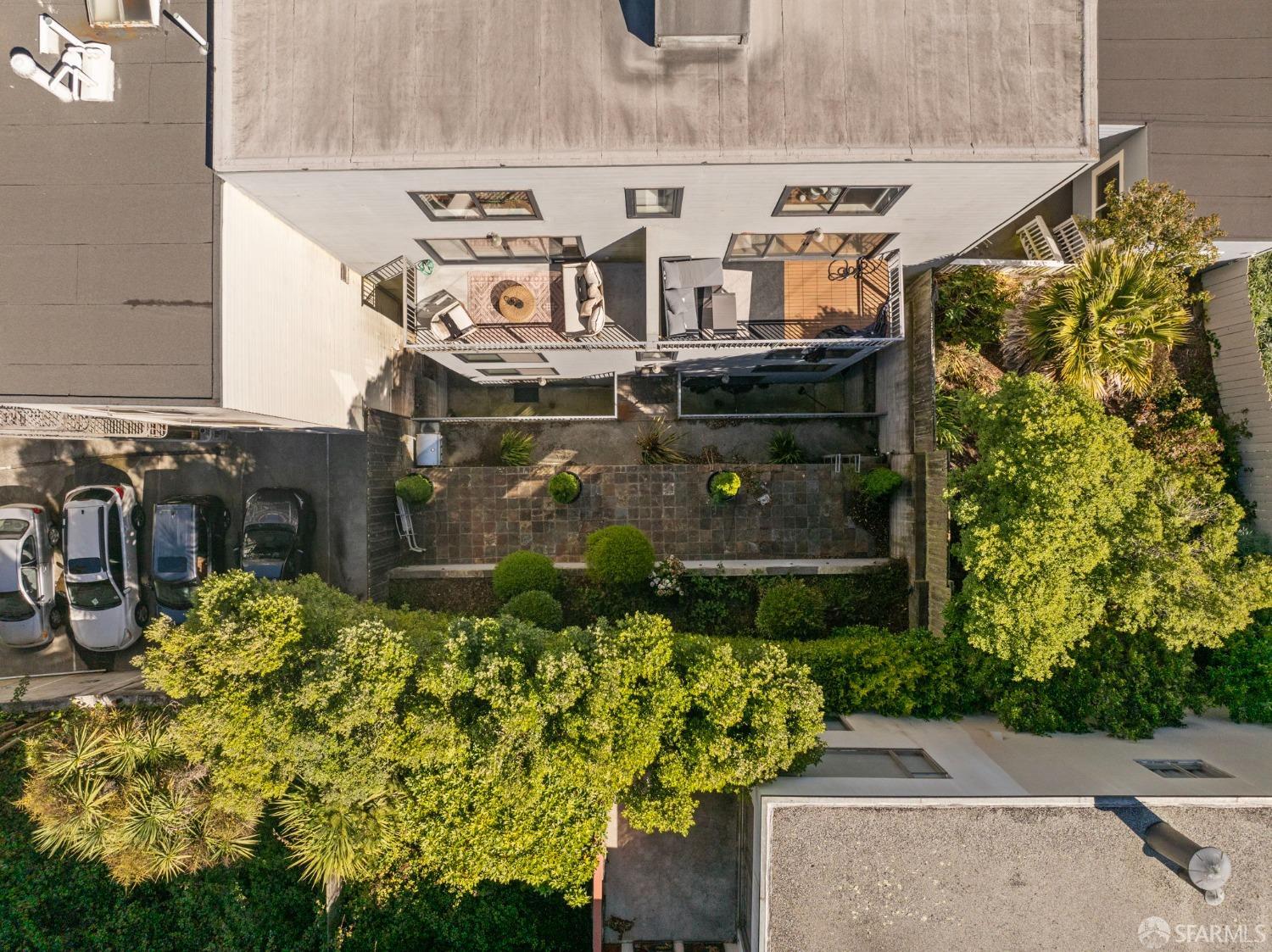 880 Corbett Avenue # 3