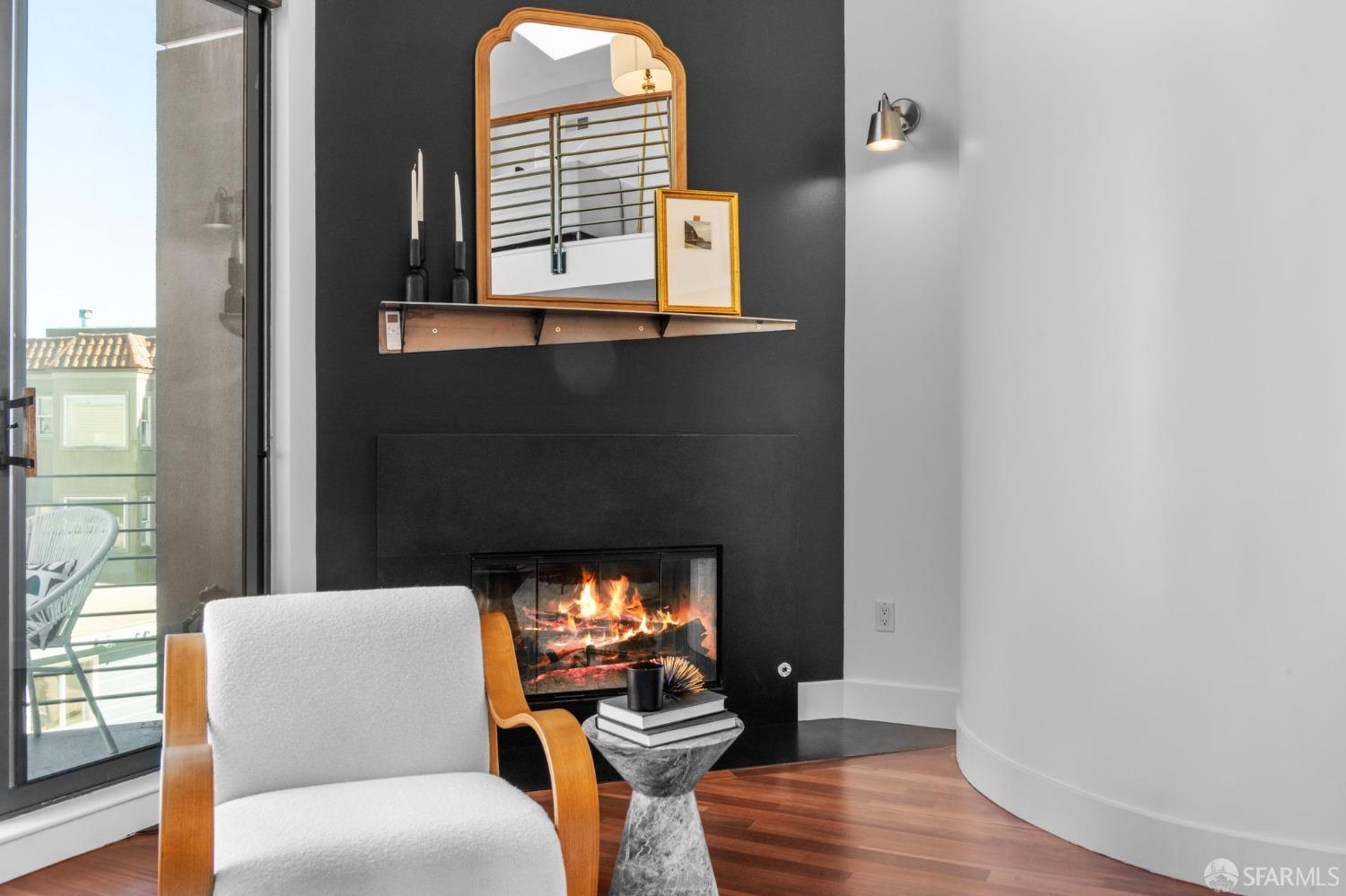 880 Corbett Avenue # 3