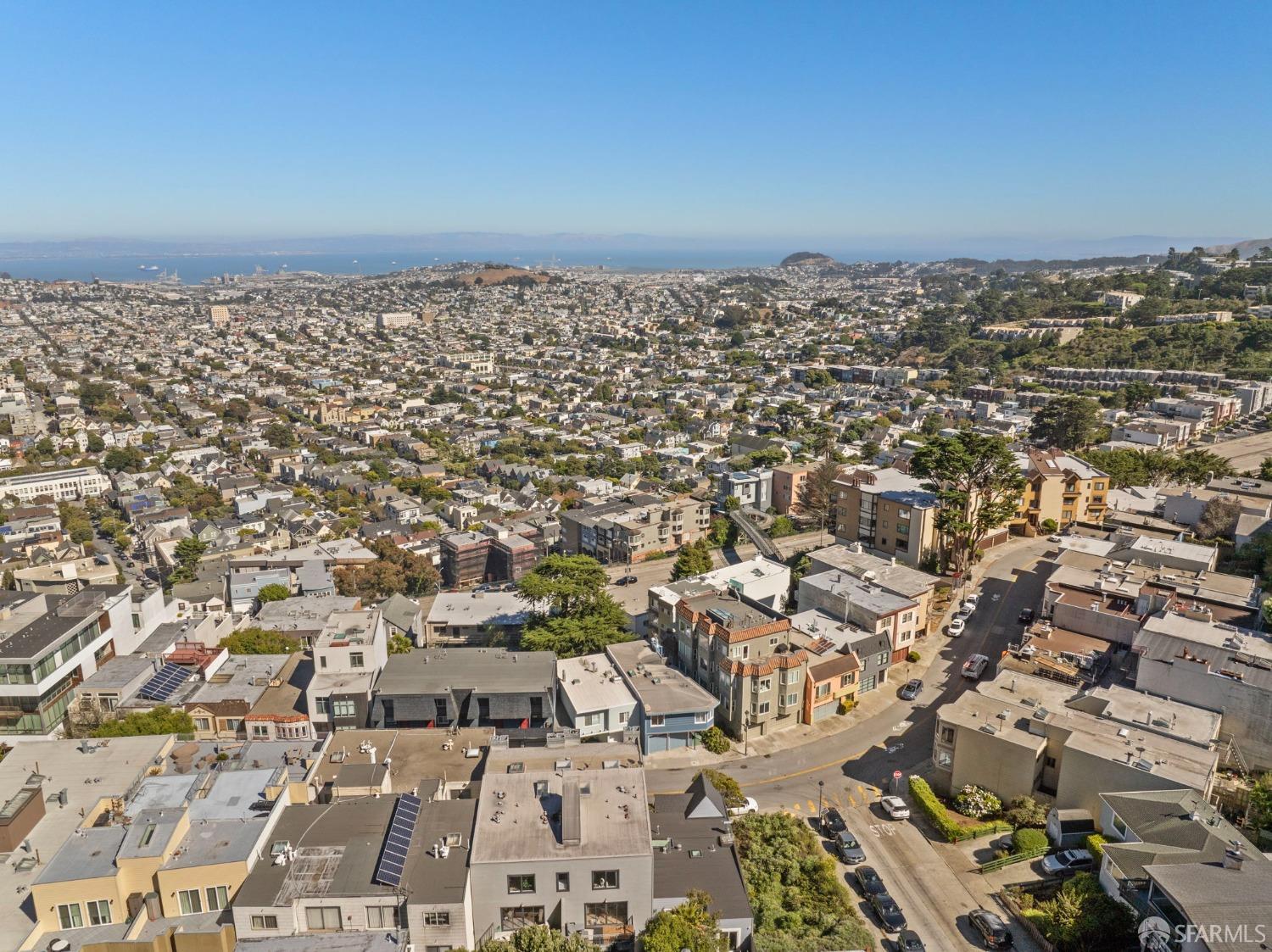 880 Corbett Avenue # 3