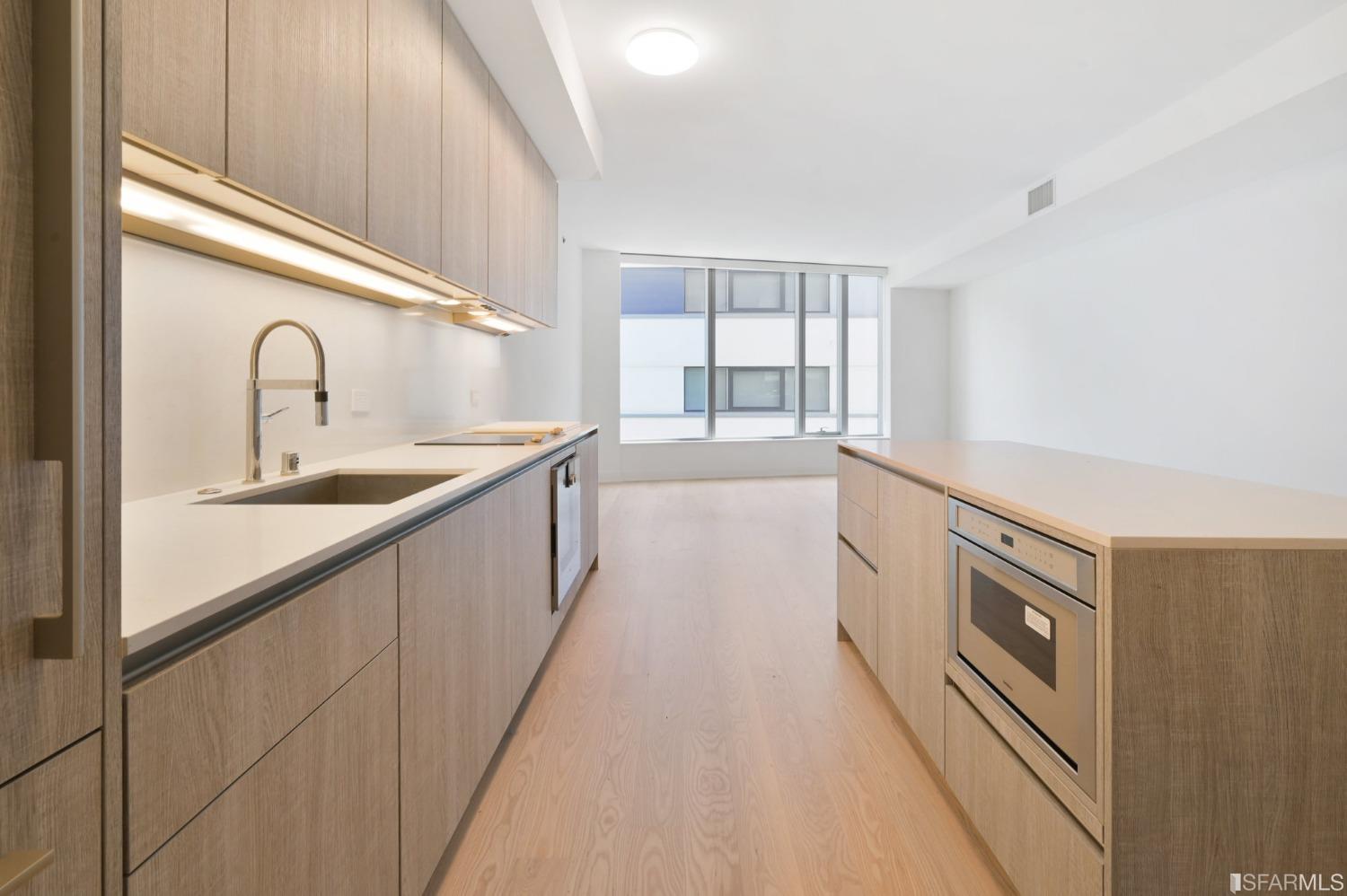 333 Beale Street # 7F