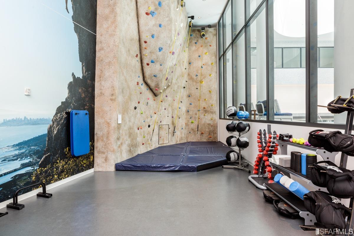 333 Beale Street # 7F