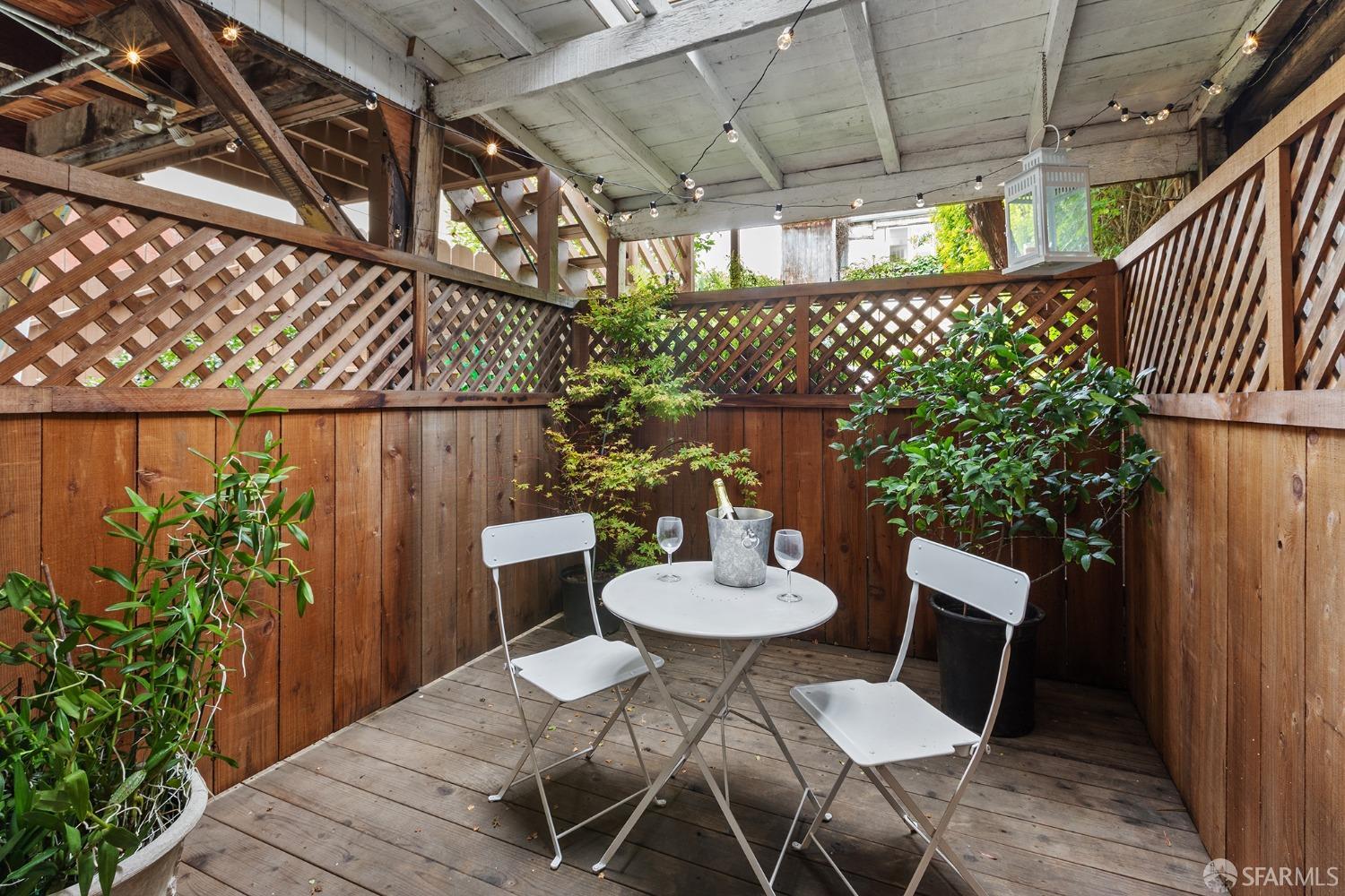 2760 Folsom Street