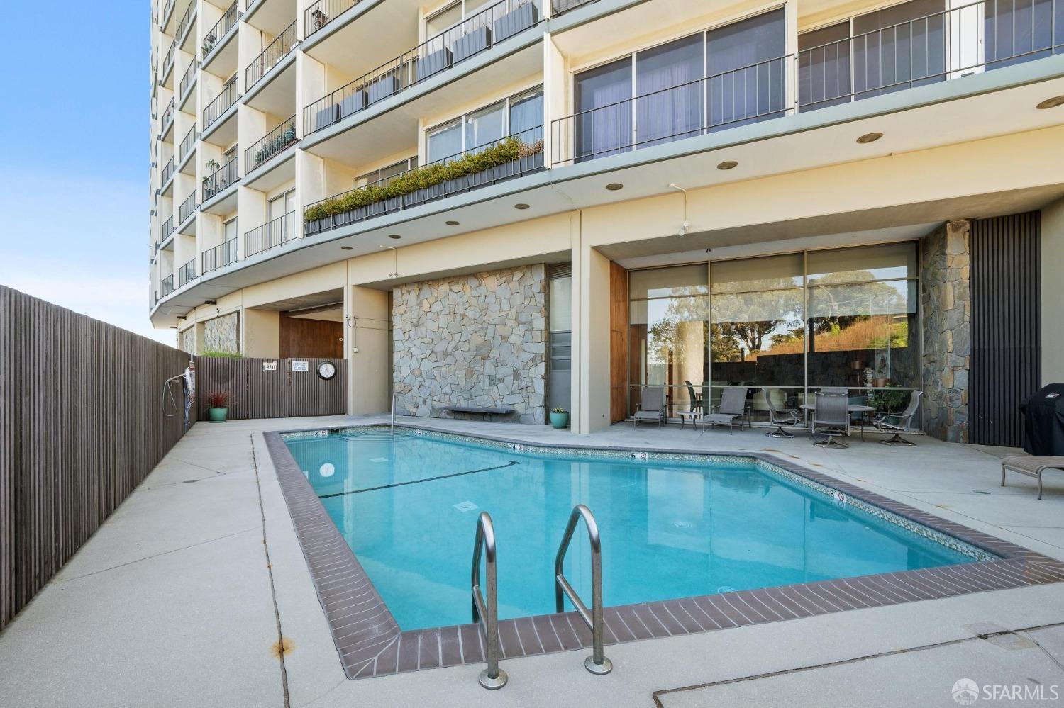 1050 North Point Street # 303