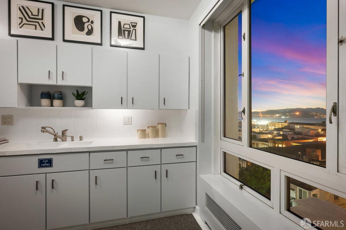 1200 California Street # 10A