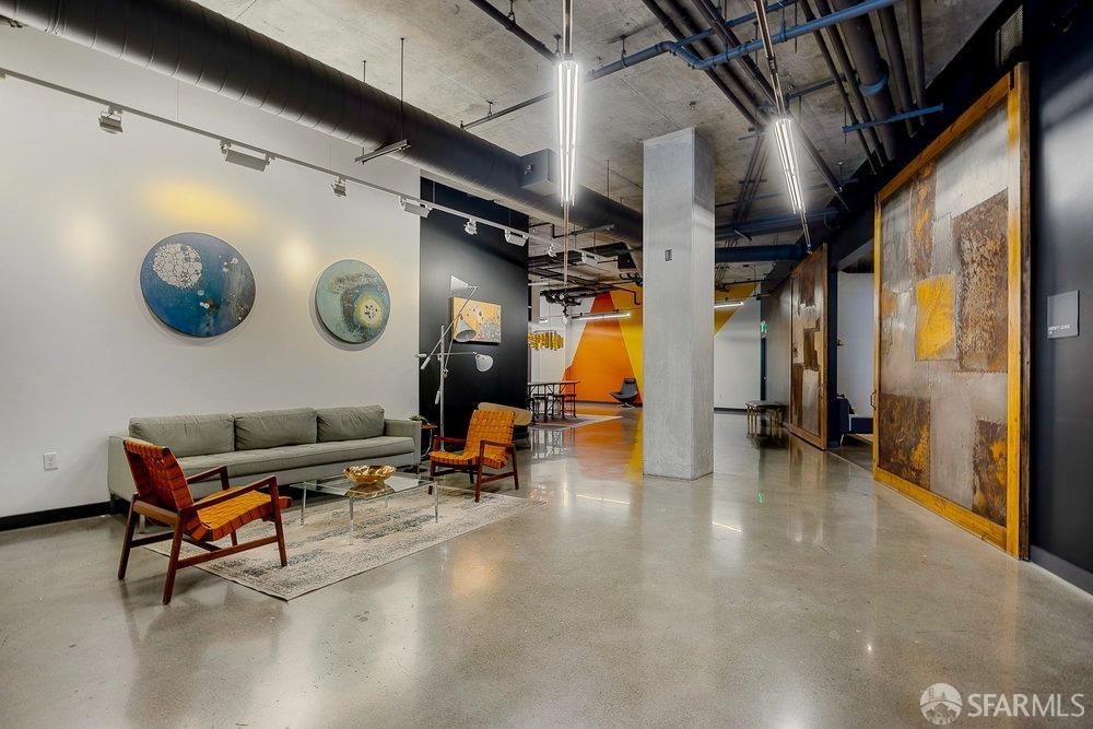 45 Bartlett Street # 803