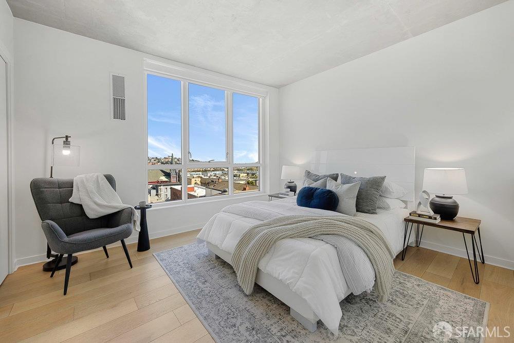 45 Bartlett Street # 803