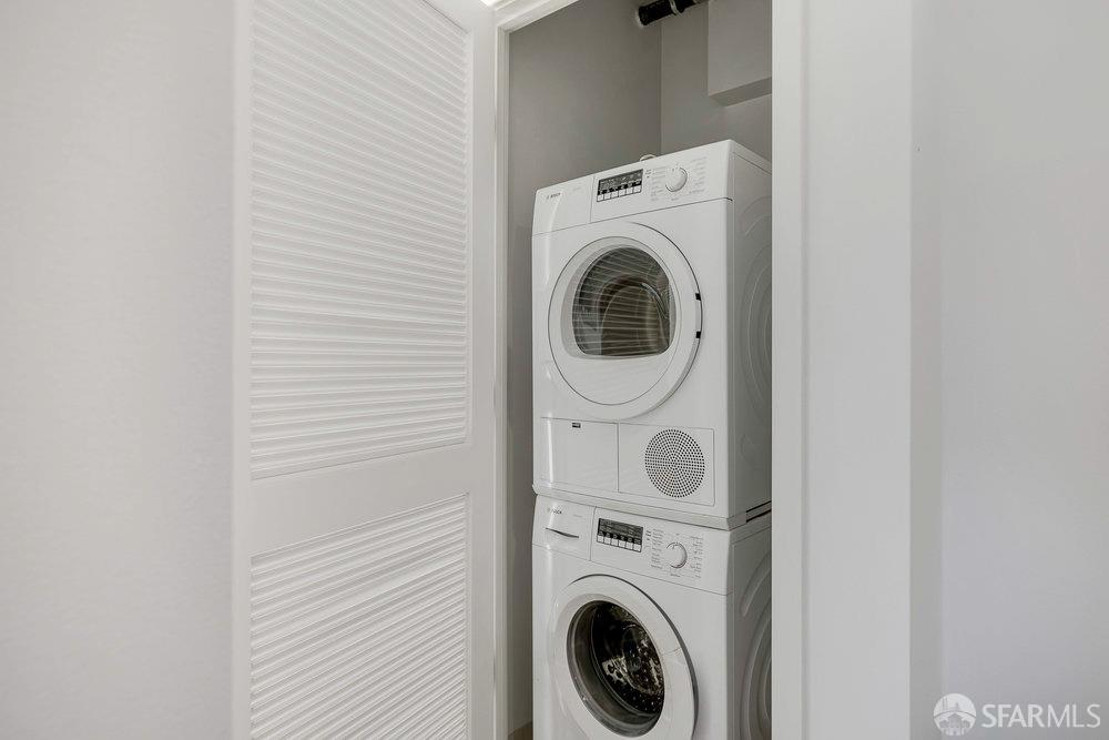 45 Bartlett Street # 803