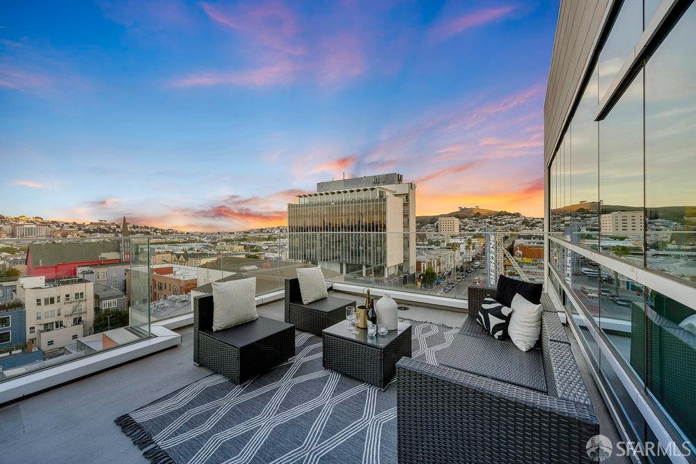 45 Bartlett Street # 803