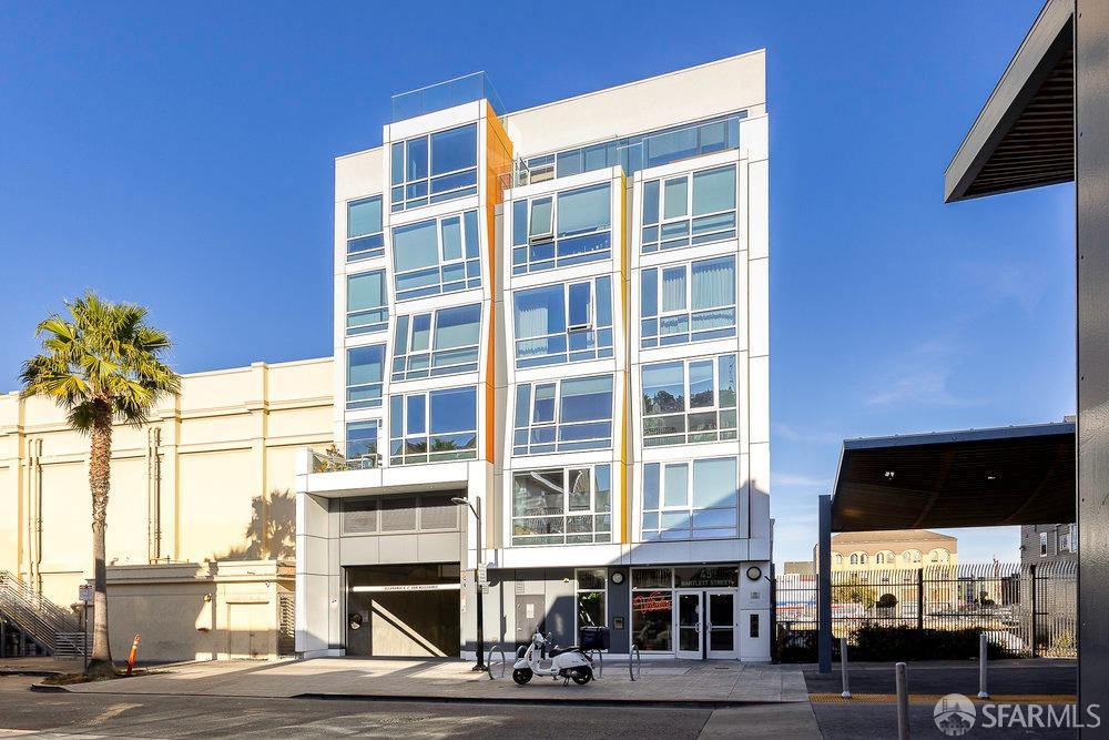 45 Bartlett Street # 803