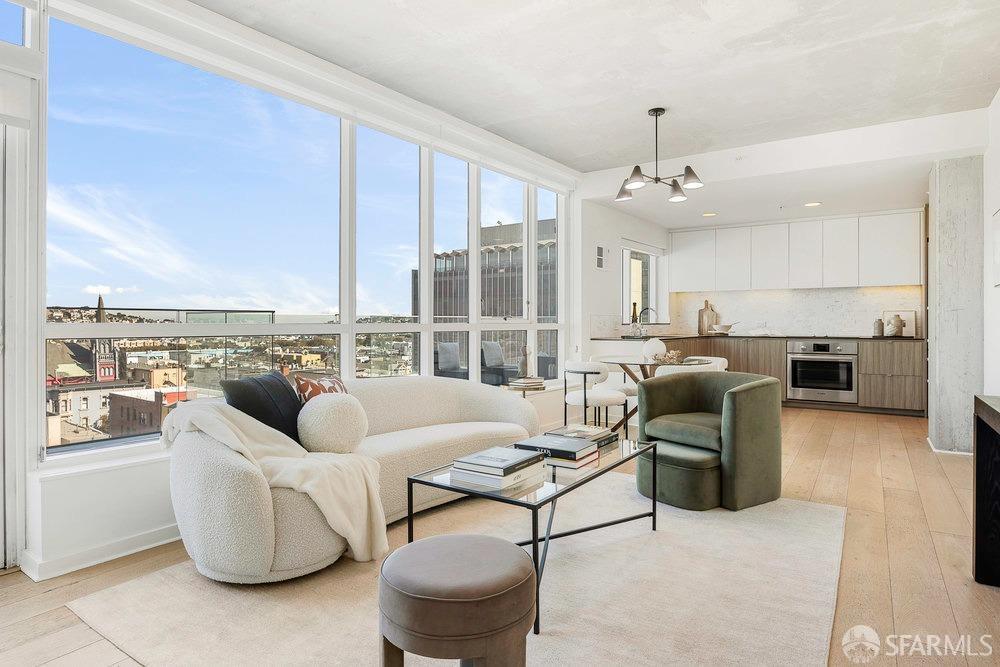 45 Bartlett Street # 803