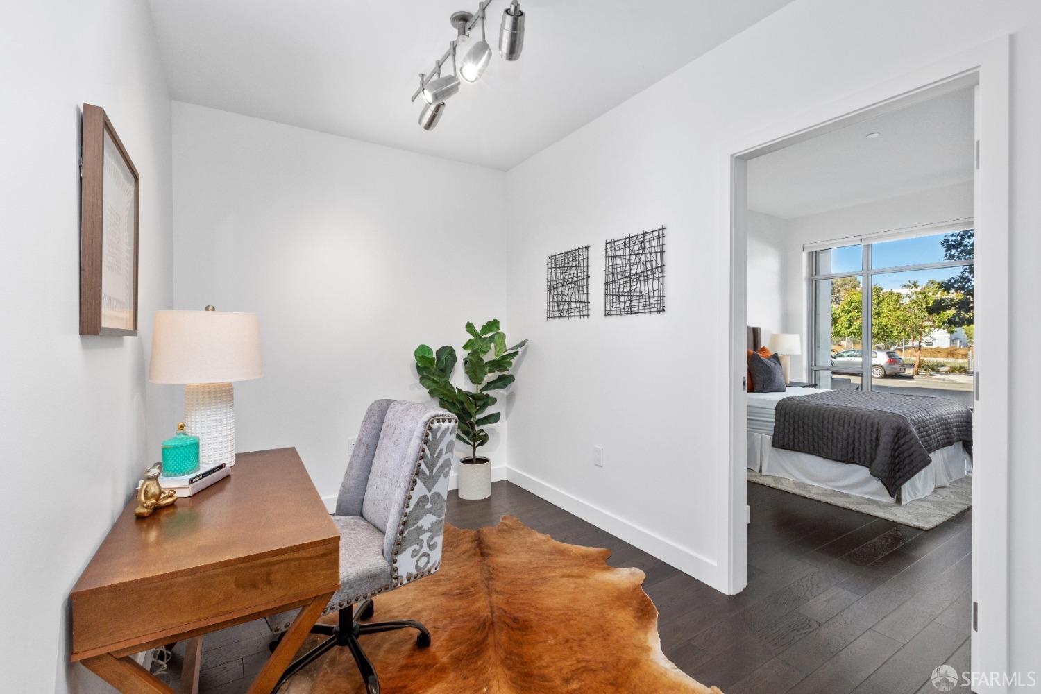 718 Long Bridge Street # 113