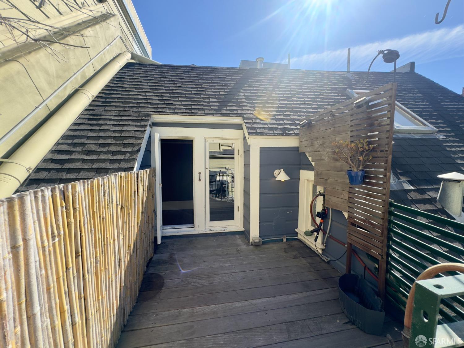 360 Lily Street # 10