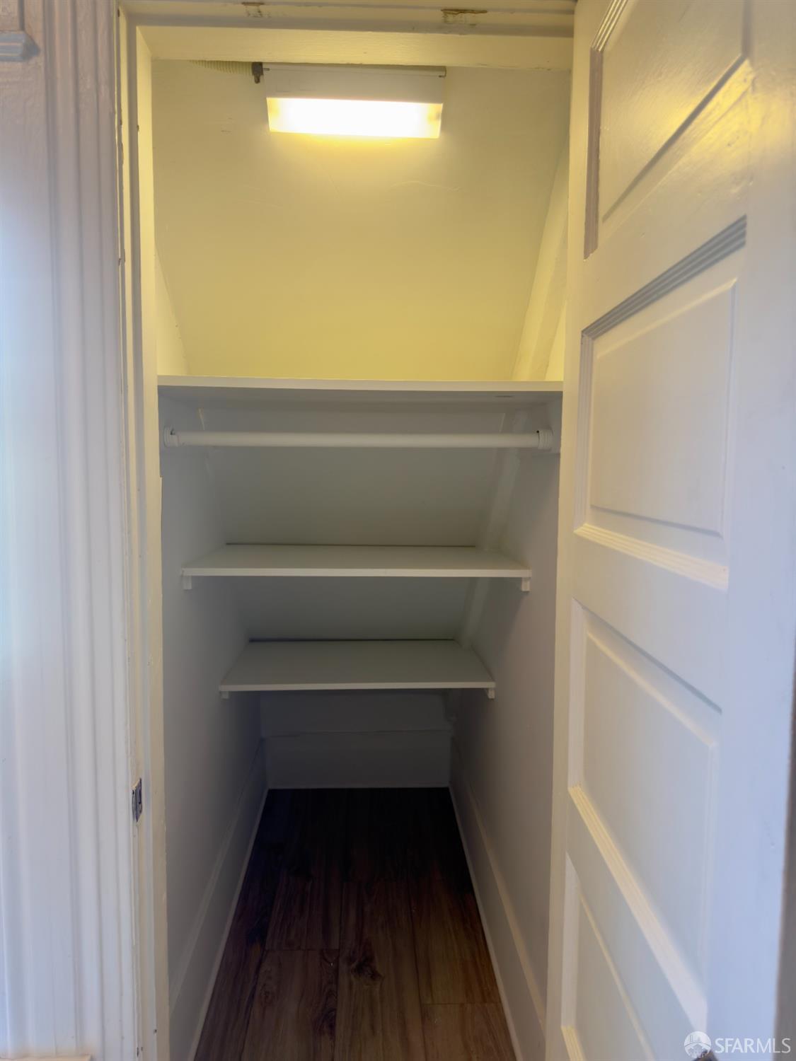 360 Lily Street # 10