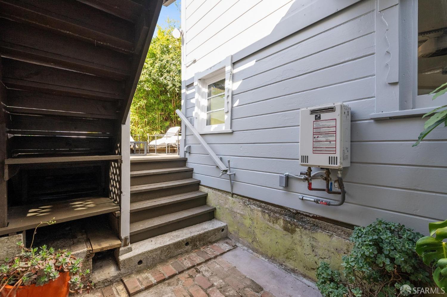 118 Sussex Street