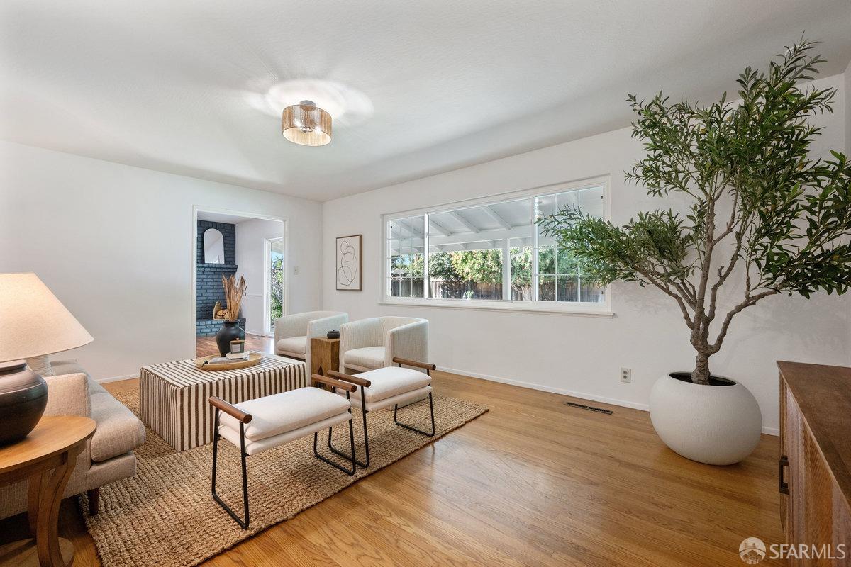 1671 Lindenwood Drive