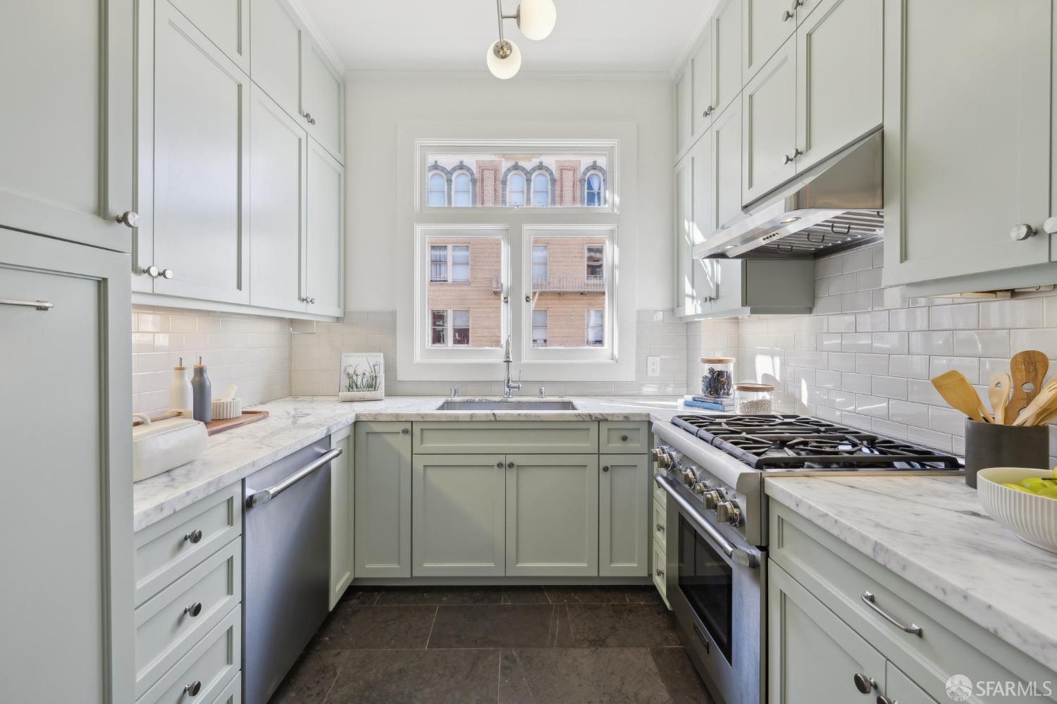 795 Sutter Street # 403