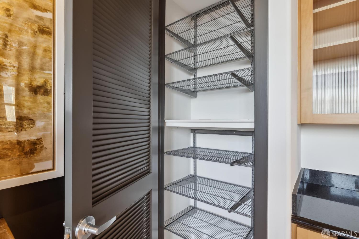 370 De Haro Street # B4