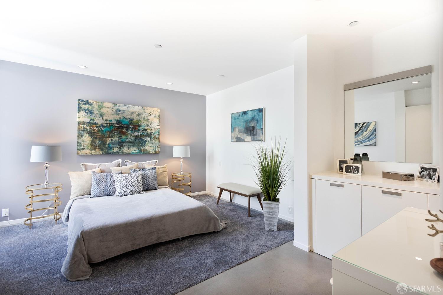 520 Chestnut Street # 301