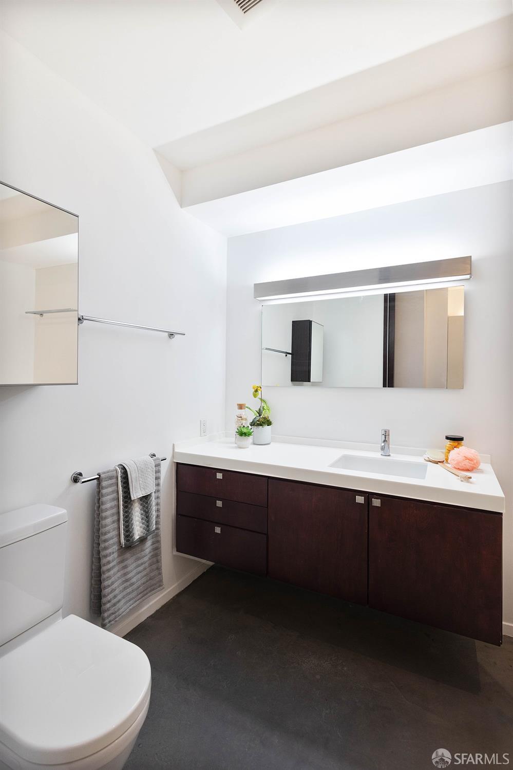 520 Chestnut Street # 301