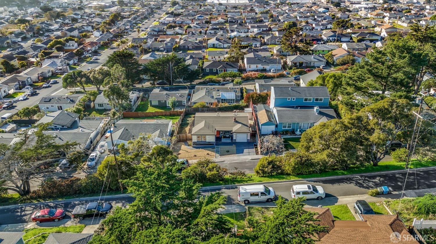 552 Miller Avenue