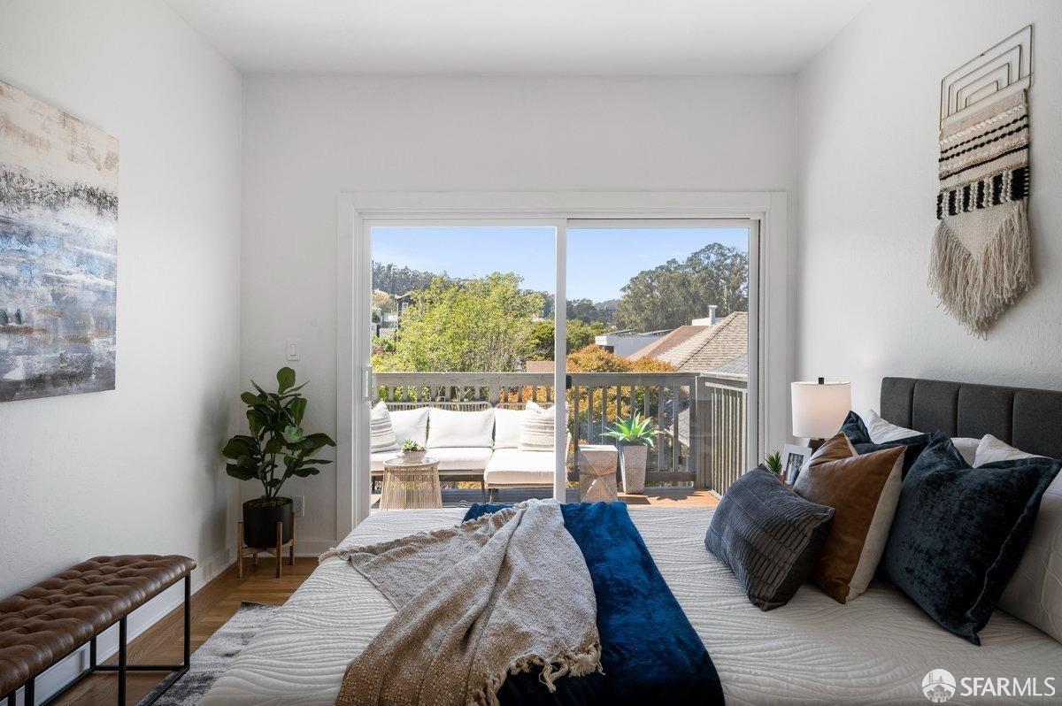 2941-2943 Broderick Street